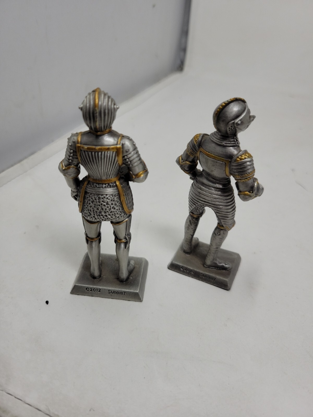 2x 2012 Veronese Knight Summit Pewter Gold Figurine 8 oz Medieval Realistic 1a