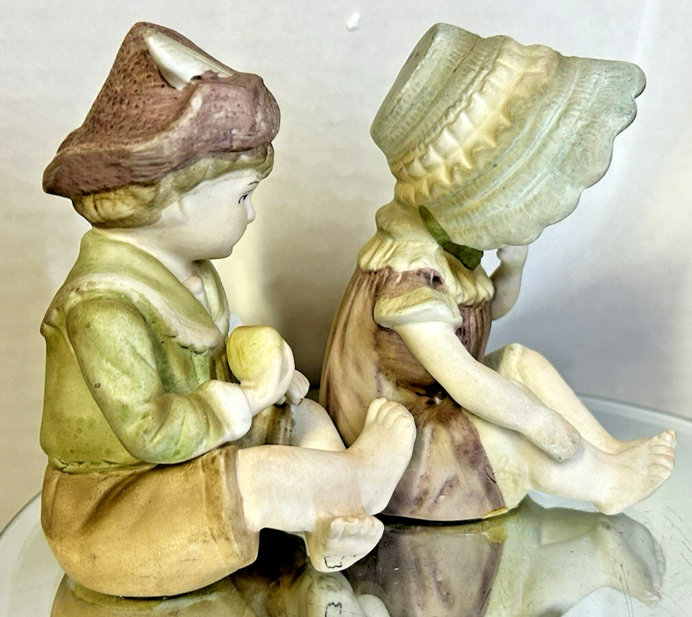 Vintage Design Reg Boy & Girl Piano Babies Figurines Hand-Painted Matte #6682