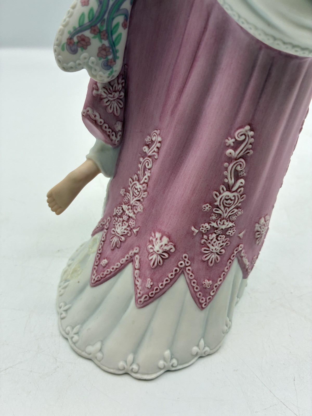 Lenox Princess Cinderella 1988 The Legendary Princess Fine Porcelain Figure