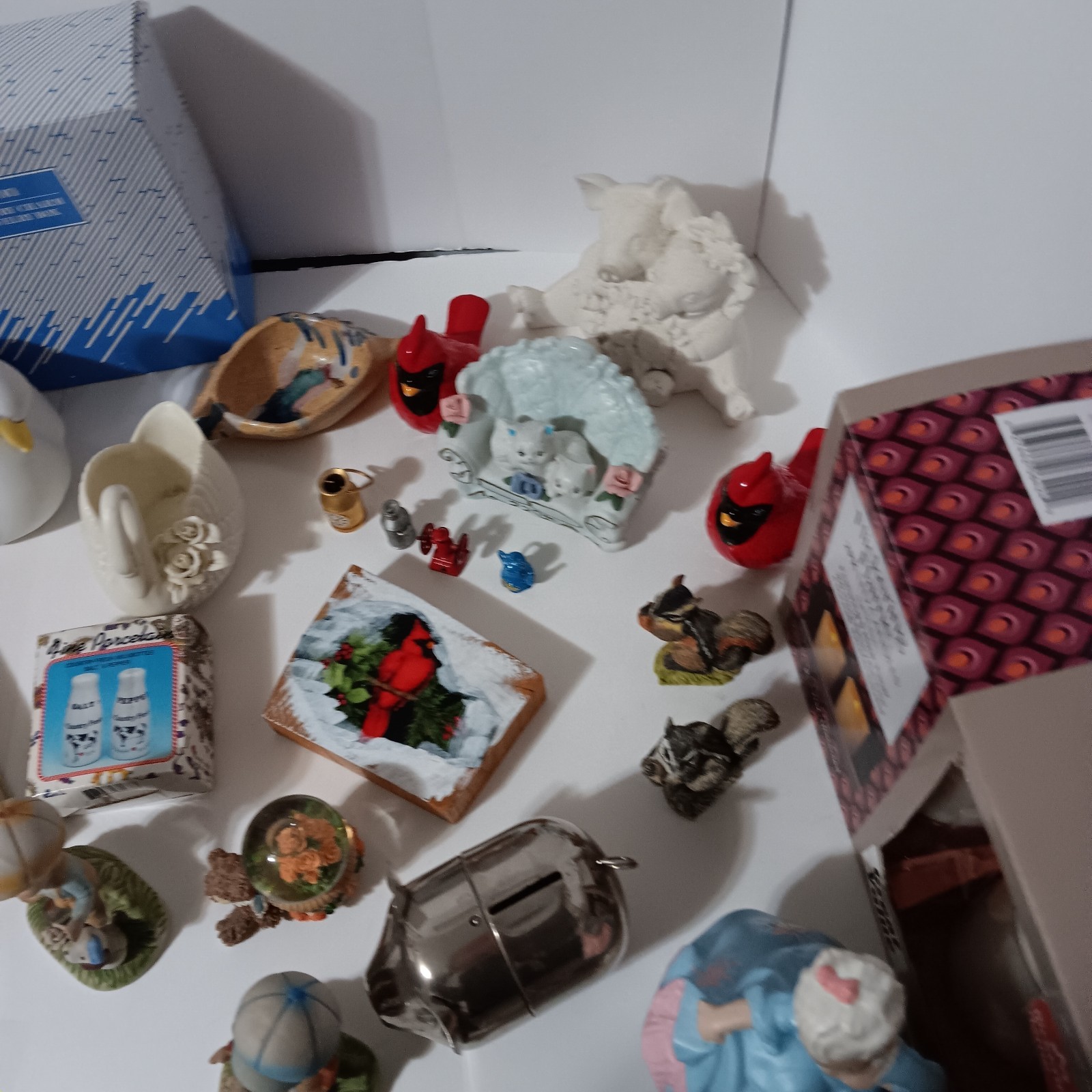Lot of Collectibles Sculptures & Figurines, Used, Vintage, See photos