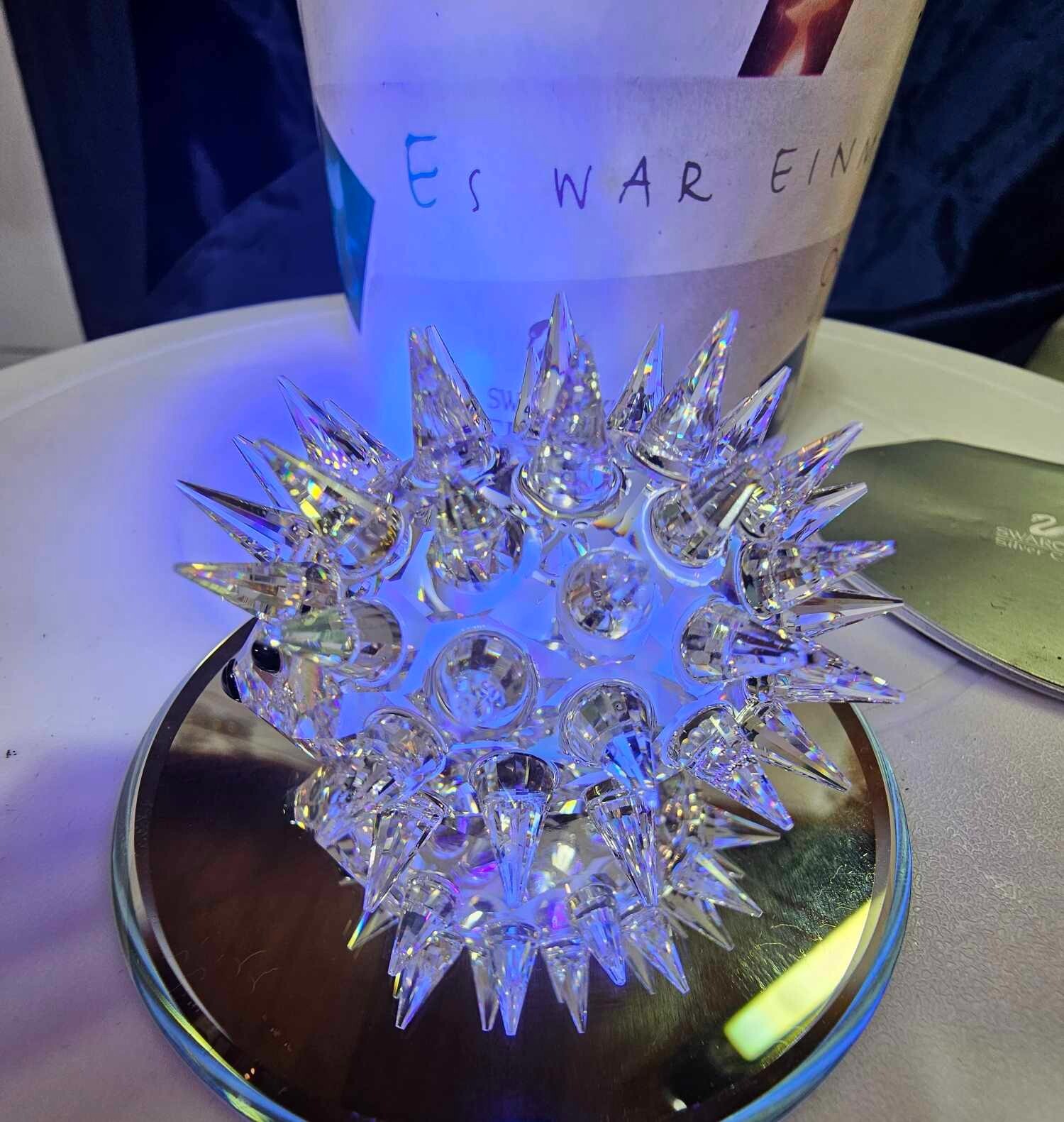 Swarovski 7606 hedgehog figurine Crystal w Box Christmas Gift w Box COA- B5-L83
