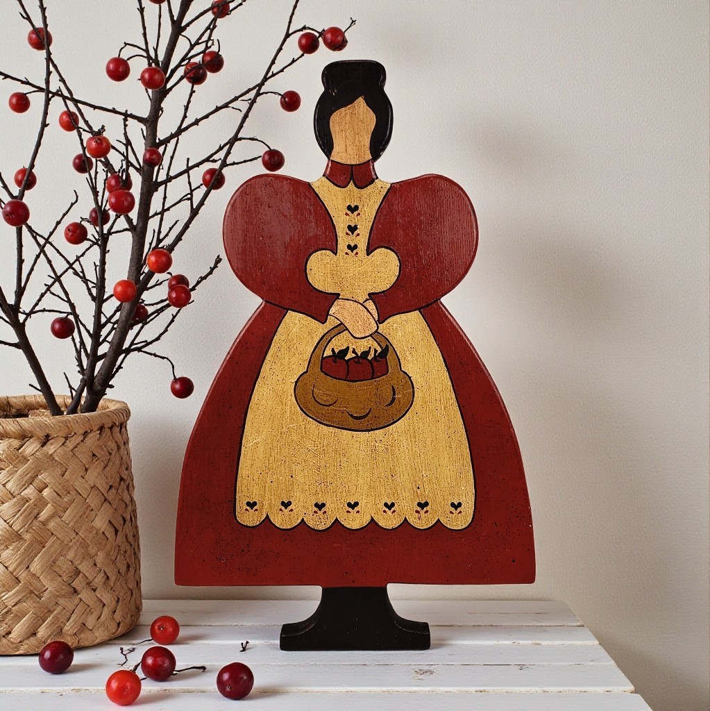 VTG Handmade Hand Painted Wood Rustic Folk Art Woman Holding Apples Figure 14″