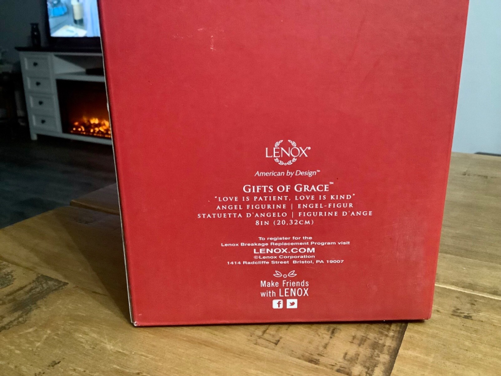 LENOX GIFTS OF GRACE LOVE IS PATIENT, LOVE IS KIND ANGEL FIGURINE NEW NIB 8″