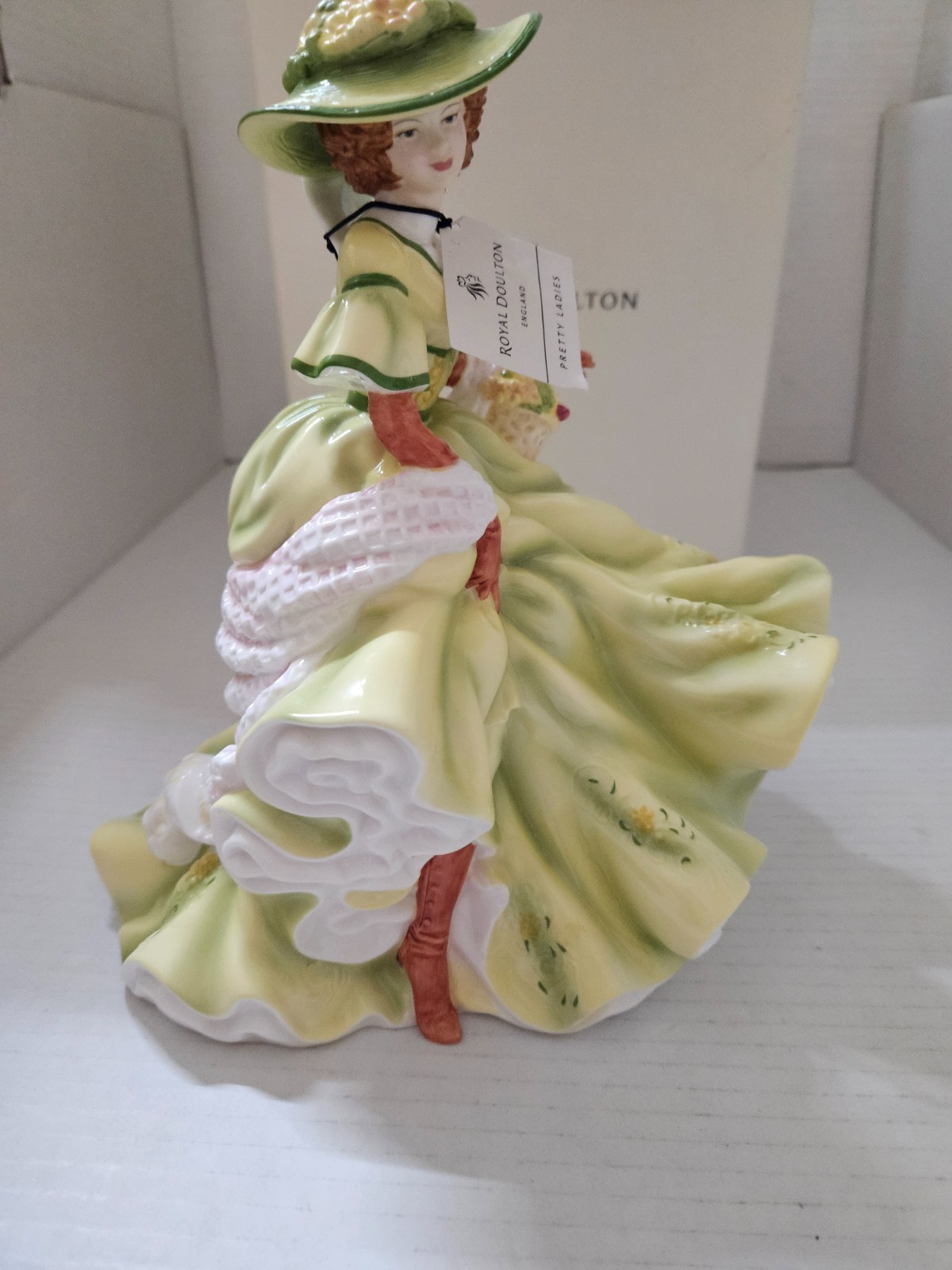 SCARCE Royal Doulton Pretty Ladies Spring Dreams Figurine 2007 HN5106 EXCELLENT!