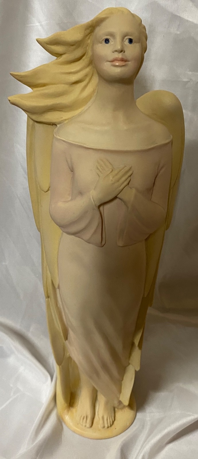 Limited Edition Collection Angel “Eyes Toward Heaven” Statue #275 1996