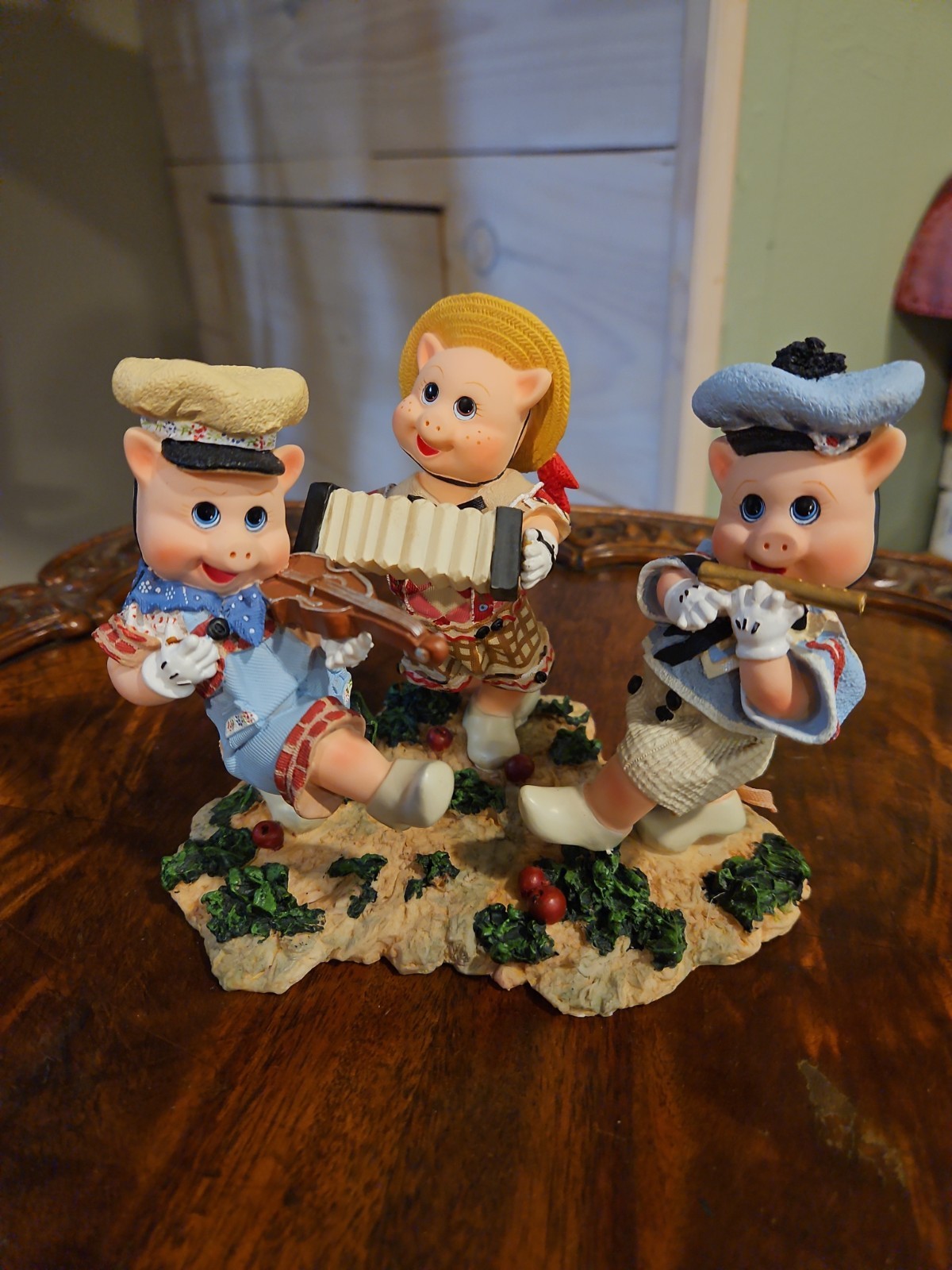 Madame Alexander Three Little Pigs