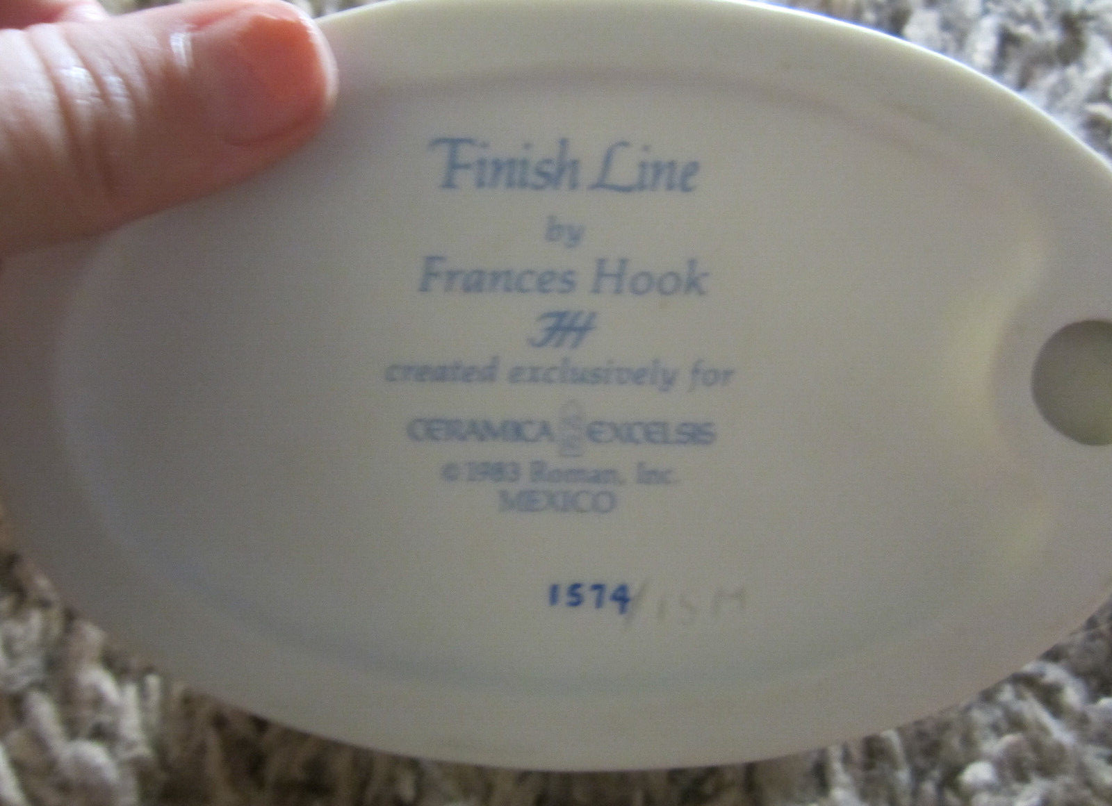 FINISH LINE Figurine by Frances Hook YOUNG BOY & TURTLE 1983 Roman Inc. Unique