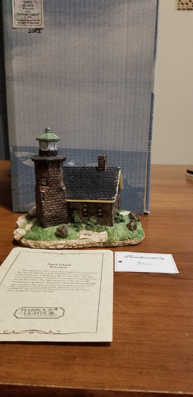 Harbour Lights HL112 Sand Island, WI lighthouse w/ Box & COA-Excellent shape!