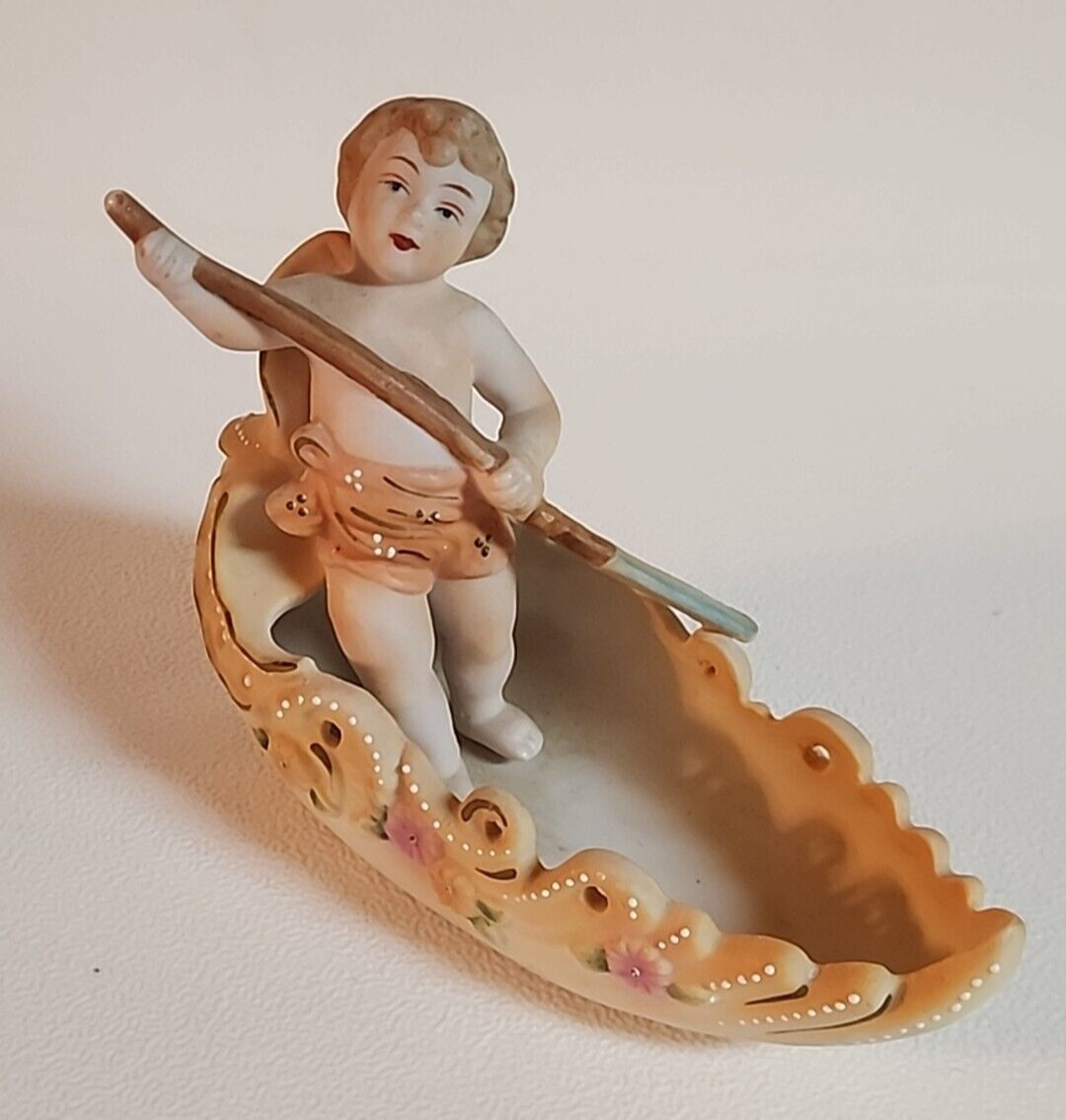 Angel Cupid Lenwile Cherub Rowing Canoe Figure Raised Floral Accent Japan