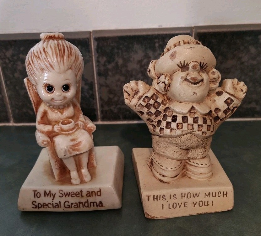 2 Vintage Figurines 1976 Sweet Grandma And 1969 Love You This Much