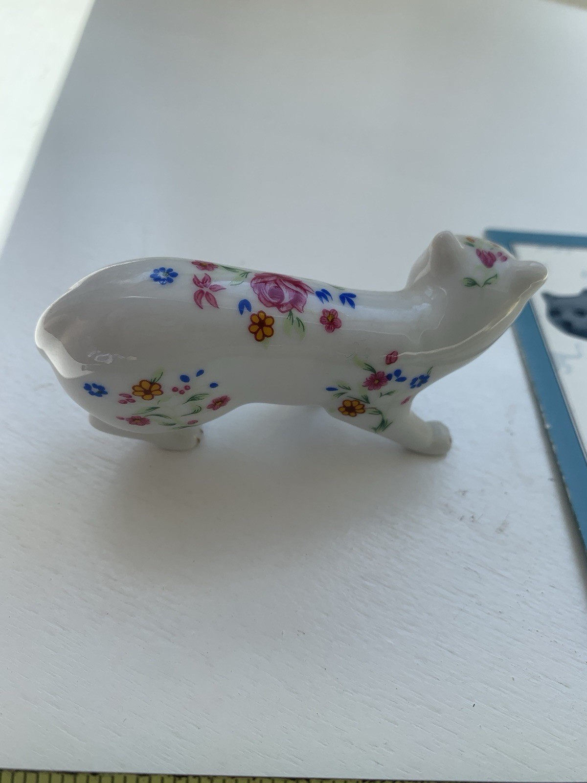 Vintage Franklin Mint Curio Cabinet Cats 1986 Faience Porcelain Figurine