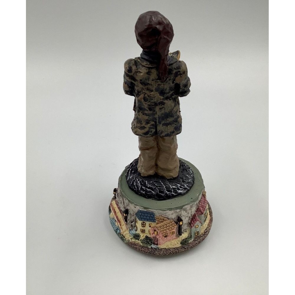 Musical Man Carolers Music Box Windsor Collection Silent Night SEE VIDEO BELOW