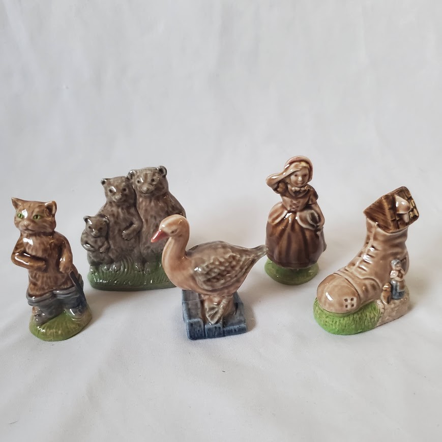 Wade Figurines Nursery Favorites From 1970s | Complete Set of 20 | Large Size