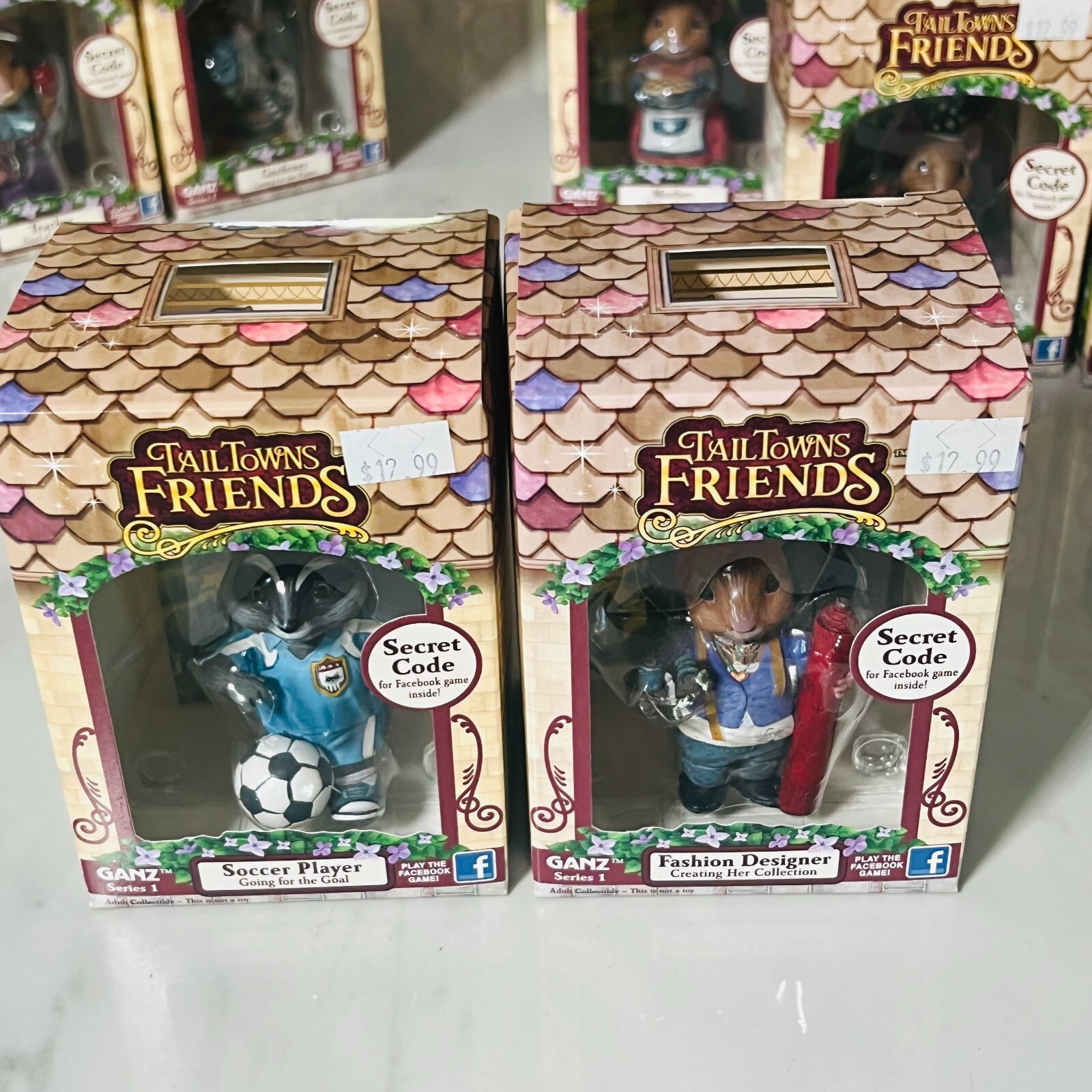 Ganz Tail Towns Friends – Lot of 10 Figurines – Facebook Game – Series 1 – New