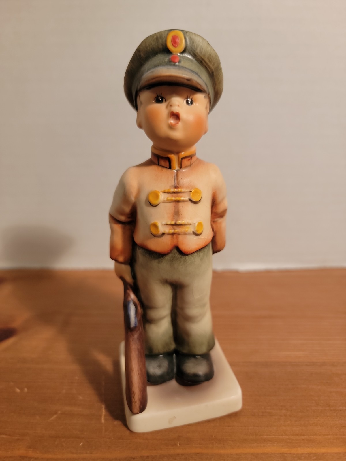 Vtg Goebel Hummel Figurine Soldier Boy 332 1957 6″ W Germany