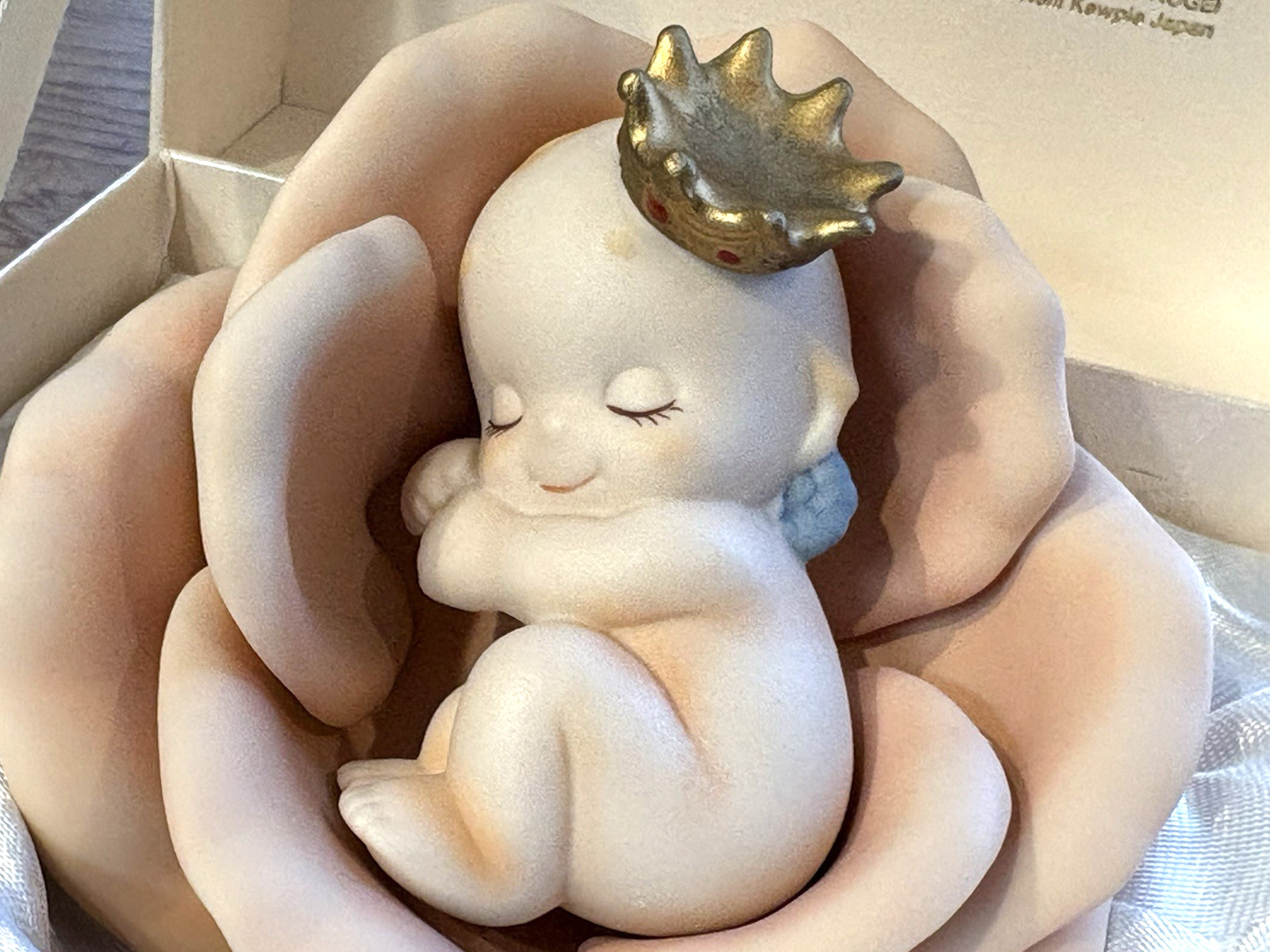 Kato Kogei Kewpie Doll in Rose Limited of Celebrating the Japanese Royal Baby