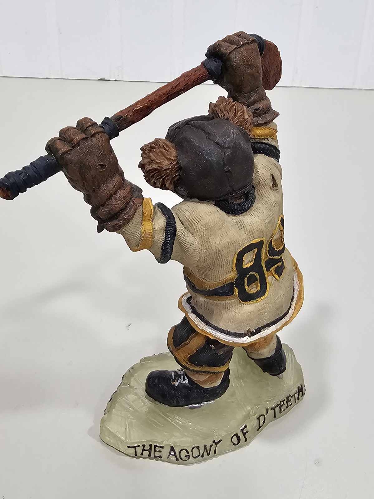 Vintage Boyds Bear Blade Hattrick He Shoots He Scores Hockey Figurine #228357