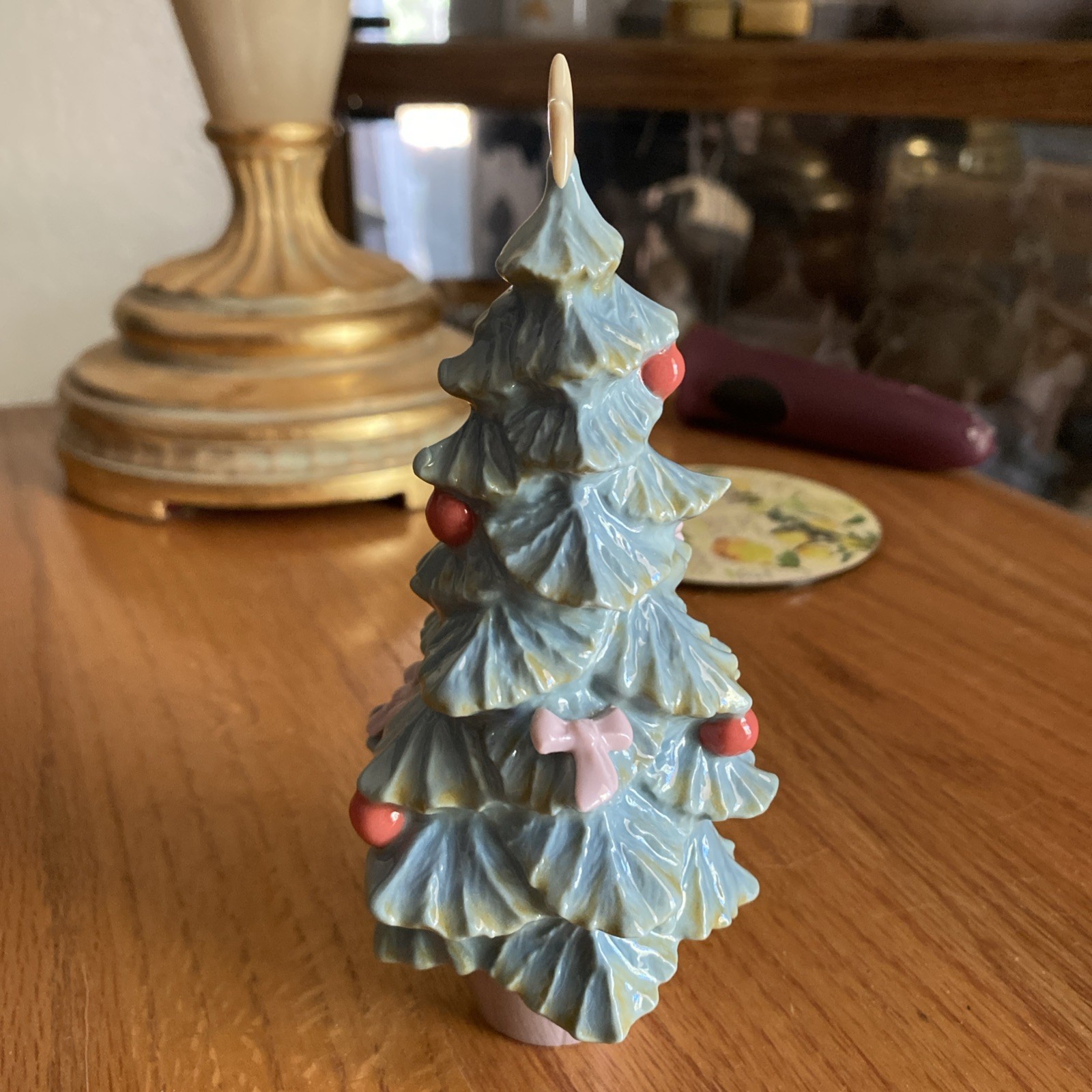 Lladro Figurine CHRISTMAS TREE FROM SANTA’S WORKSHOP #6261 Retired Mint