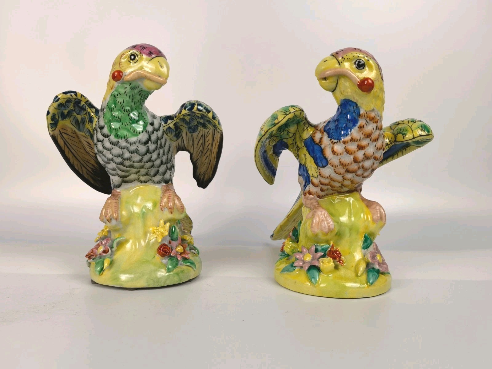 Vintage Colorful Ceramic Parrot Bird Figurines Pair Majolica Style Decor 7.25″
