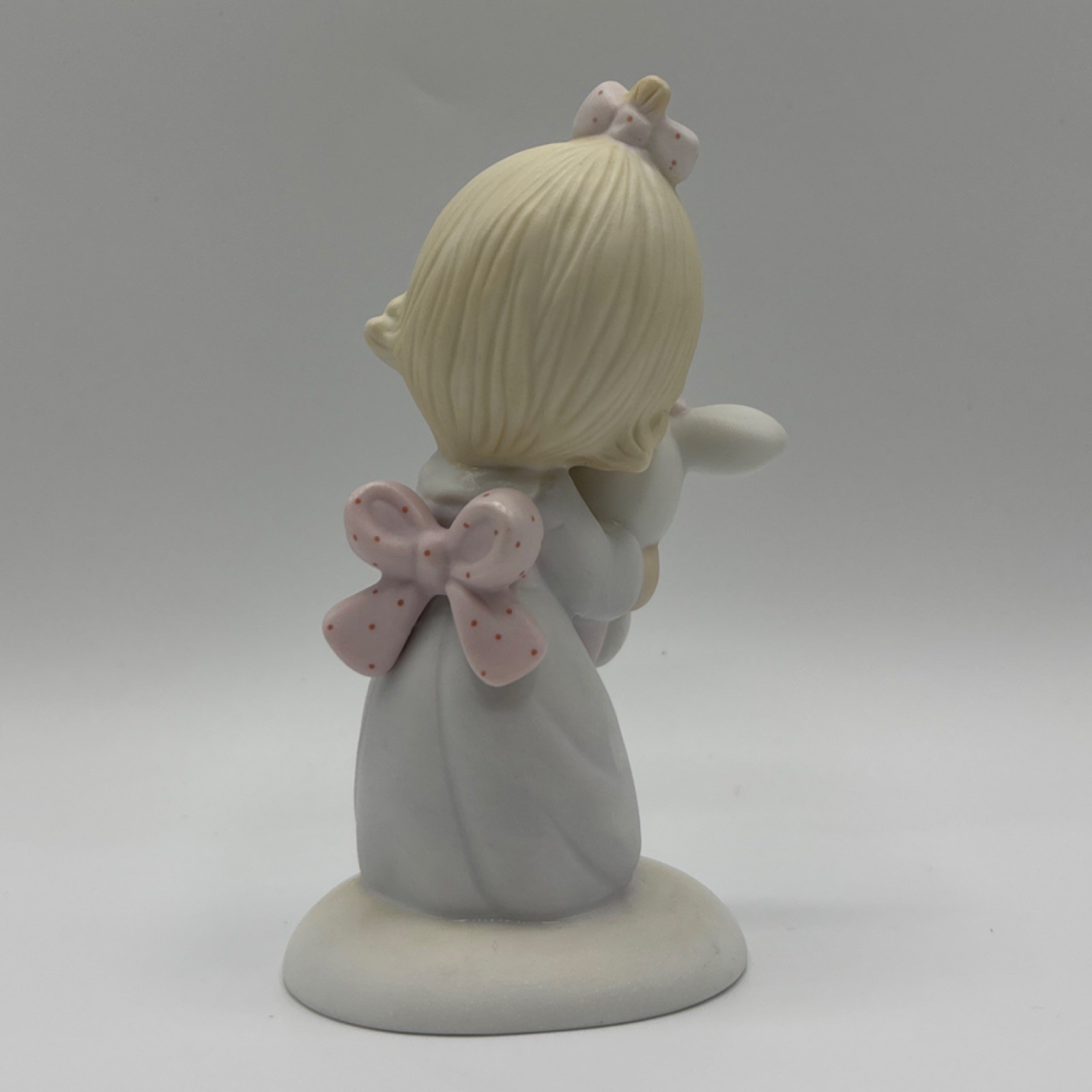 Precious Moments Jesus Loves Me E1372/G Girl Figurine Vintage Religious Gift