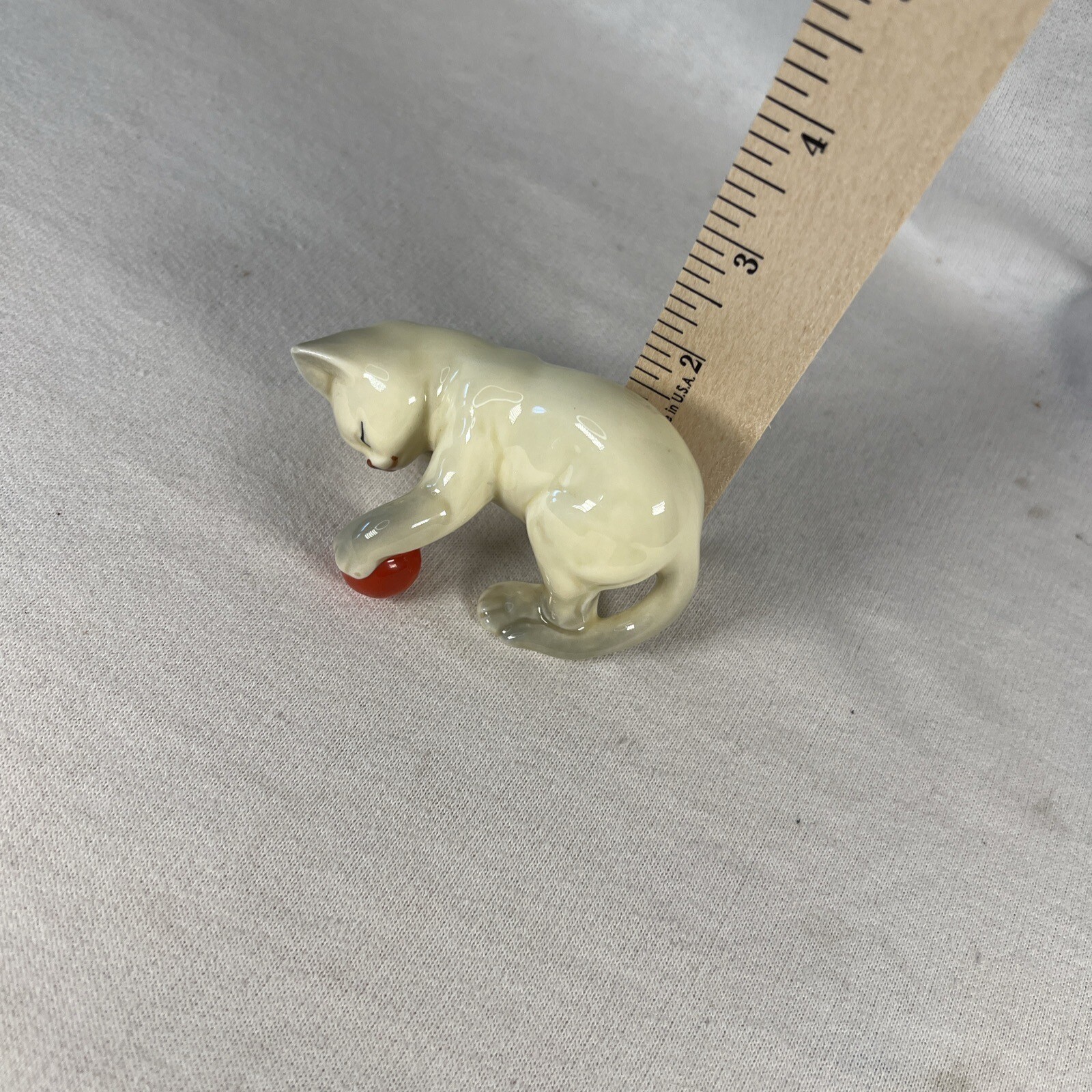 1985 Danbury Mint Bone China CATS of CHARACTER Series PLAYTIME Figurine