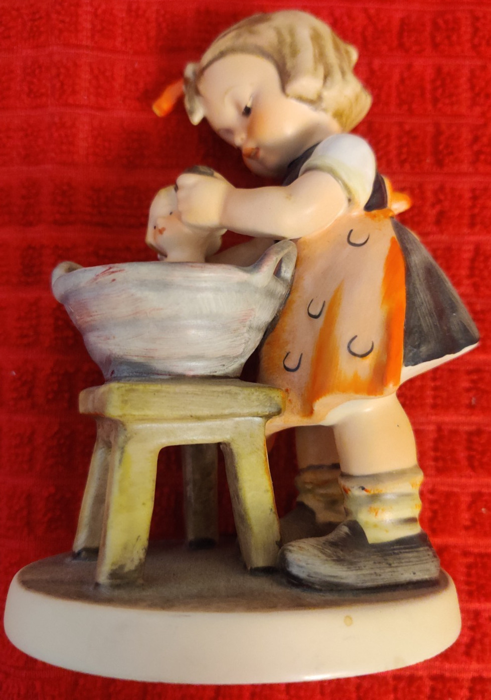 Hummel Goebel Figurines West Germany “Doll Bath” 319 1956 5″
