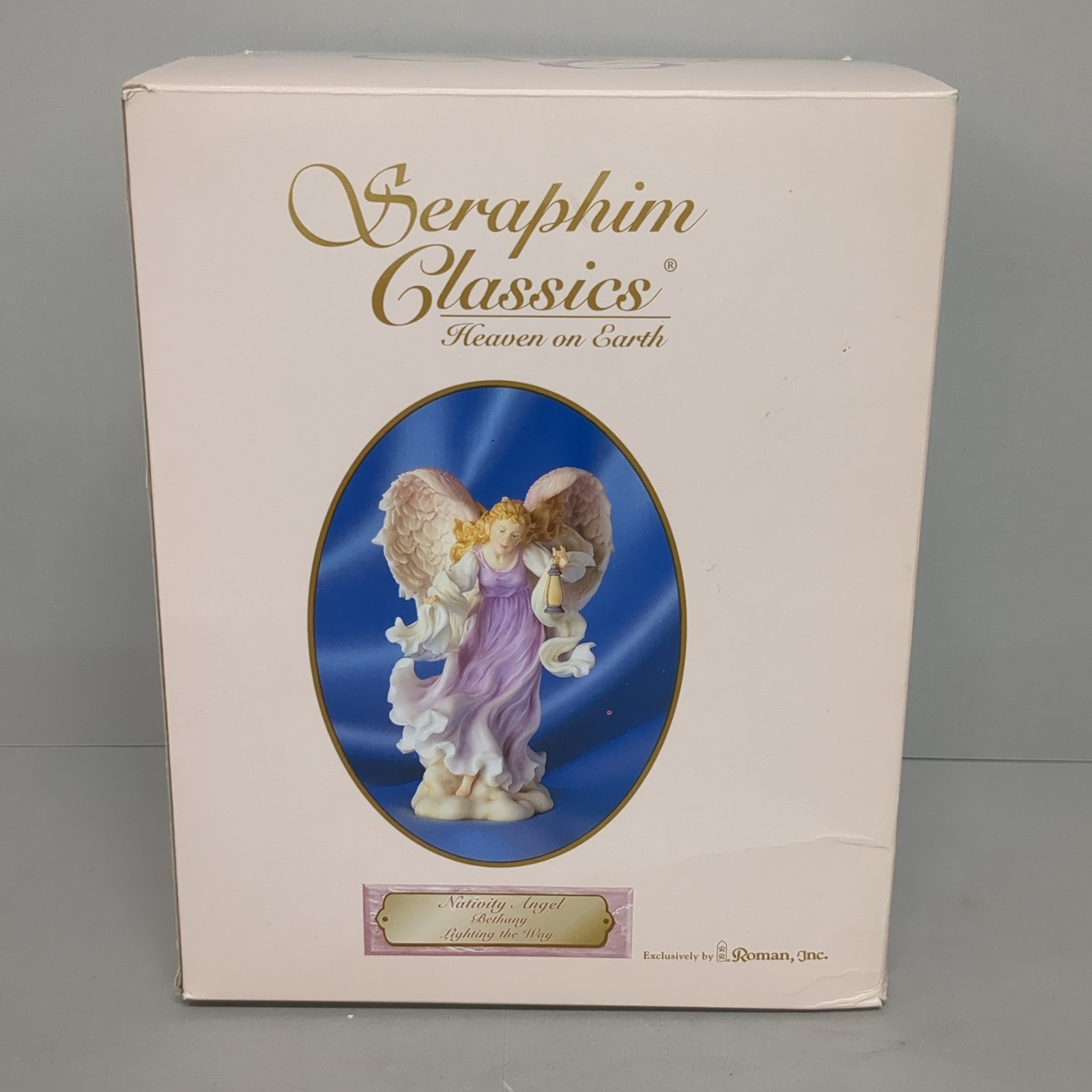 Seraphim Classics Nativity Angel “Bethany” Lighting The Way Roman #81653 w/Box