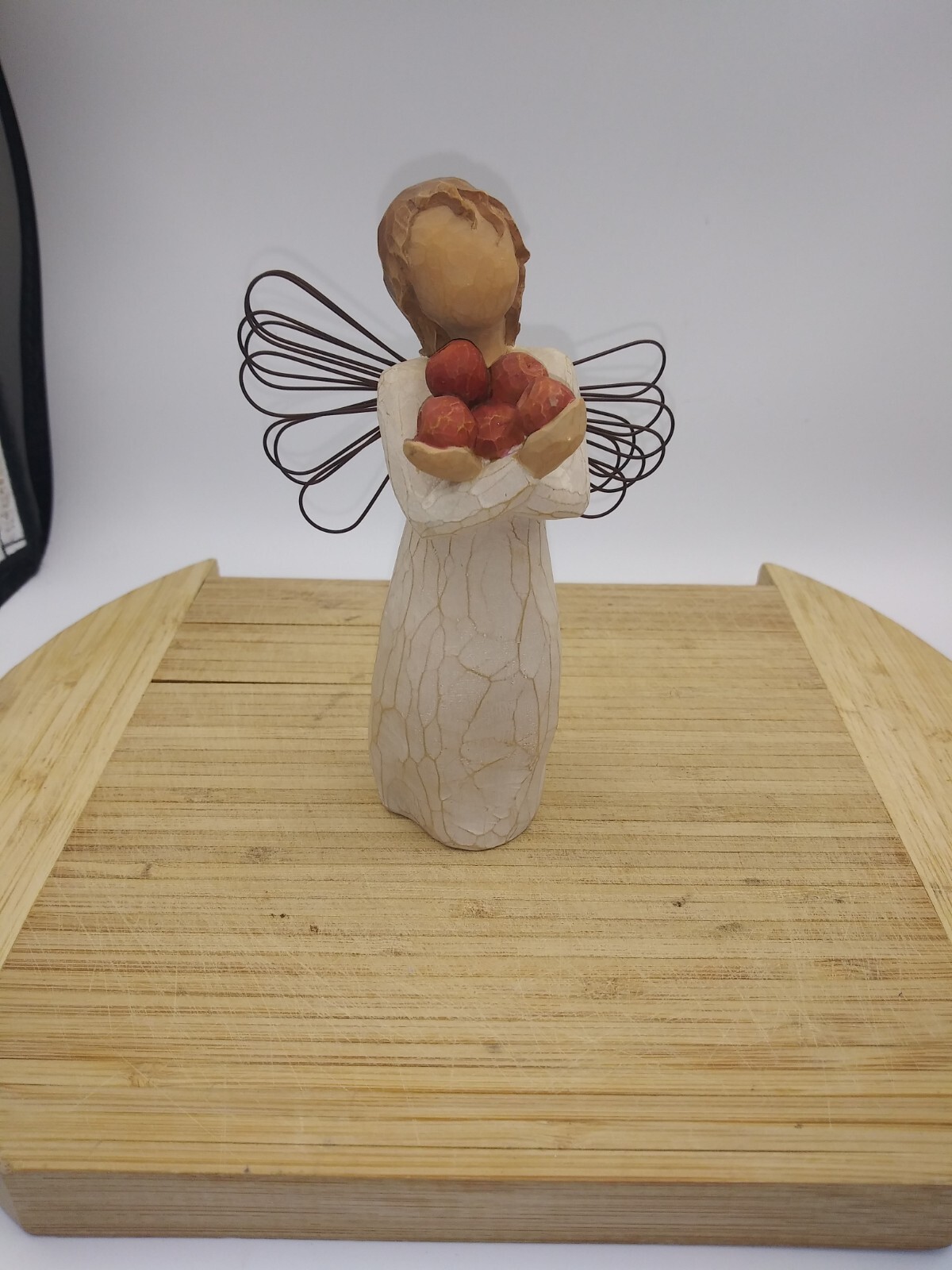 Willow Tree Good Health 2003 Susan Lordi Figurine Holding Apples by Demdaco.