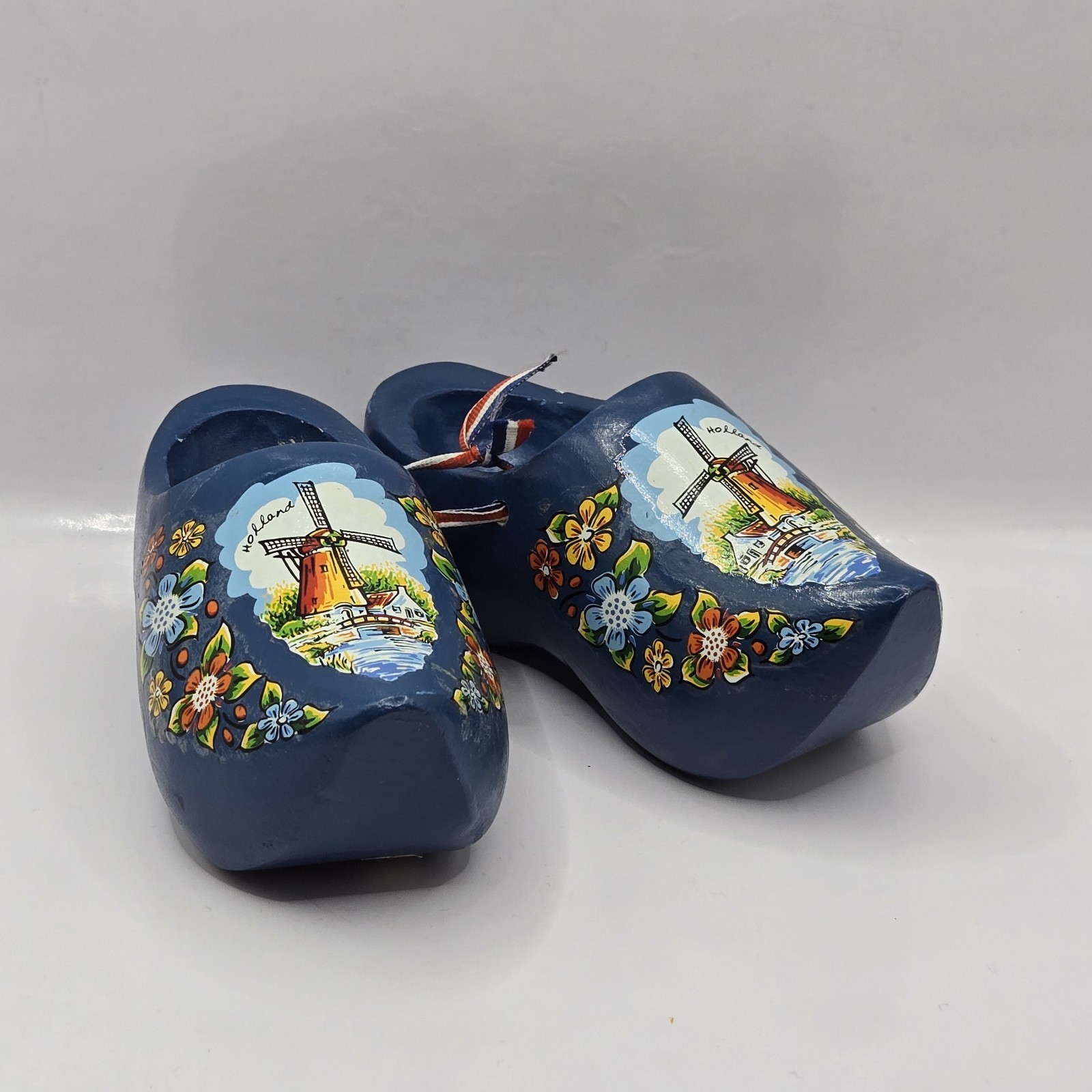 Holland Wooden Shoe Handpainted Decorative Colorful Flower Windmill Souvenir 6″L