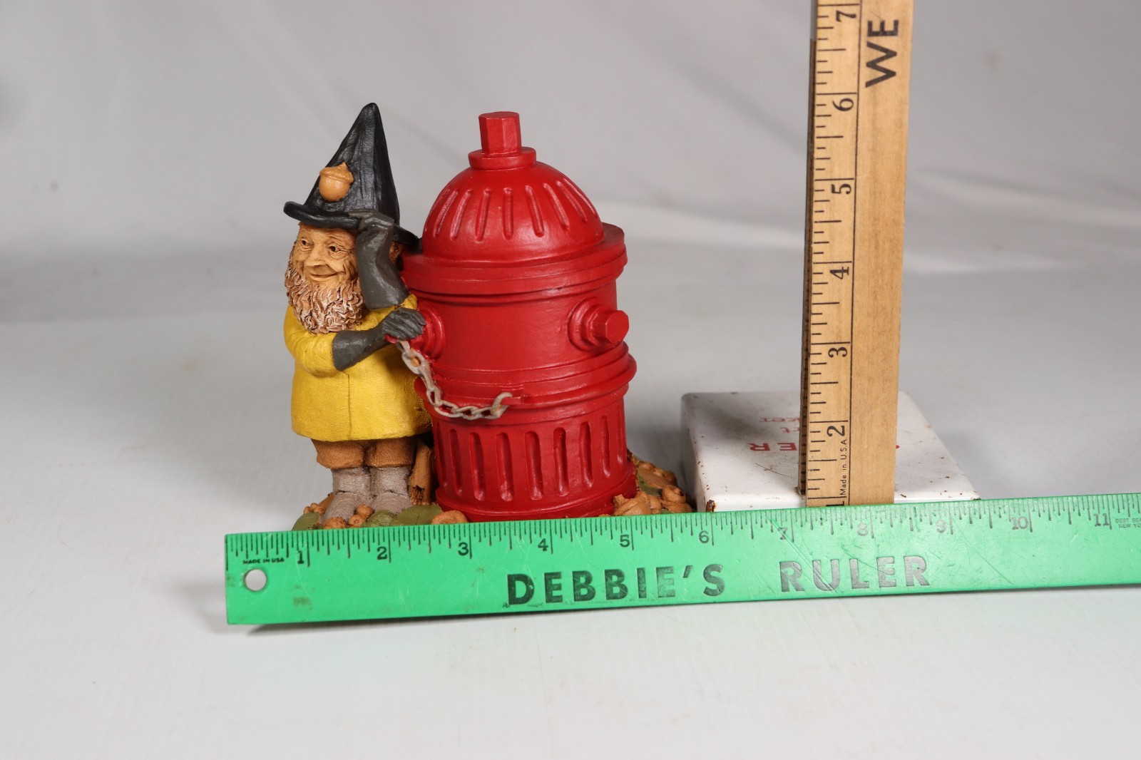 VTG Tom Clark Gnome Fire Fighter Hydrant Figurine New Old Stock
