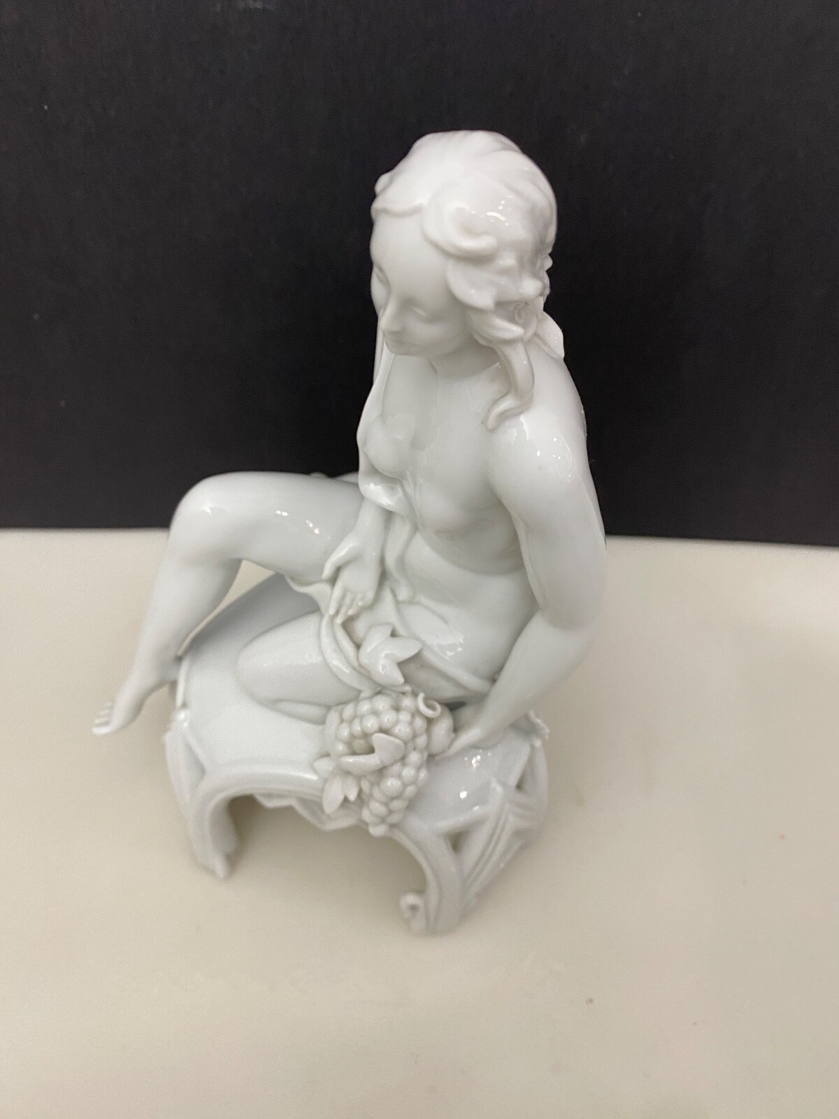 Antique Nude Porcelain lady by Augarten Wien Mathilde Jaksch and is titled Venus