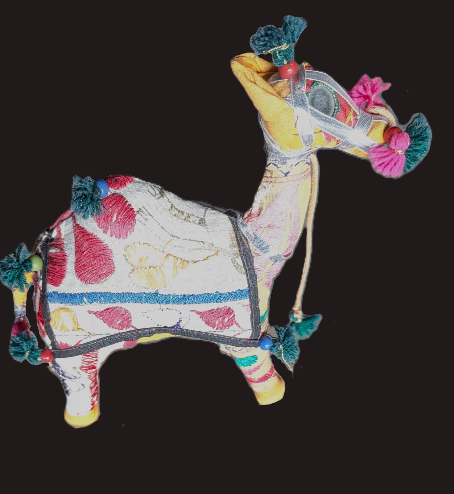 Vtg Indian Raj Stuffed Embroidered Camel Figurine 9.5″ Tag Made In India 1950s