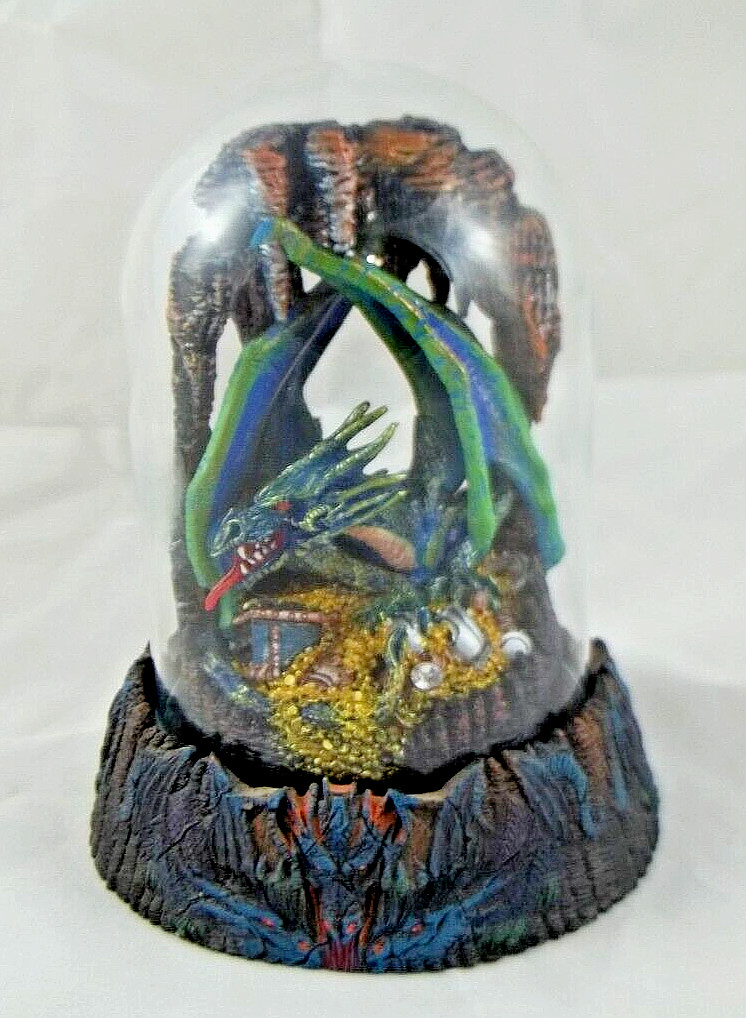 DRAGON LAIR 5.5″ Michael Whelan Franklin Mint Dragon with Dome Limited Edition