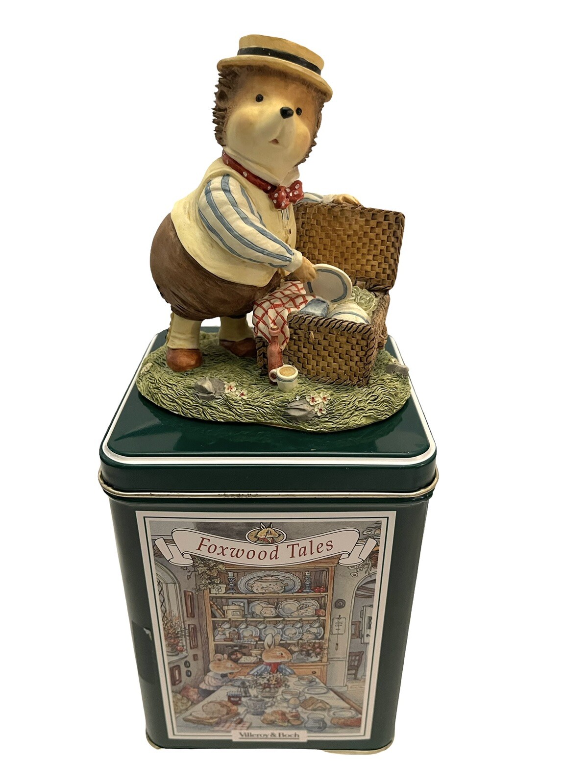 Villeroy & Boch Foxwood Tales Willy’s Dad Hedgehog Picnic At Foxwood Figurine
