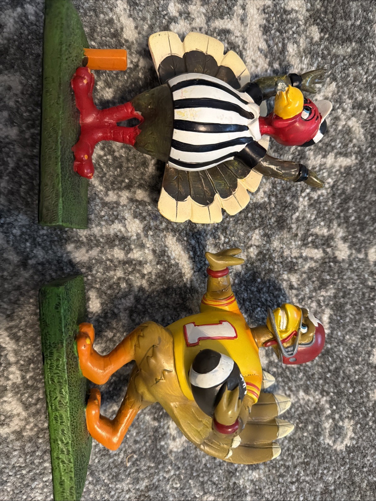 Football Player & Referee Robert Stanley Sports Thanksgiving Table 6.5″ TD