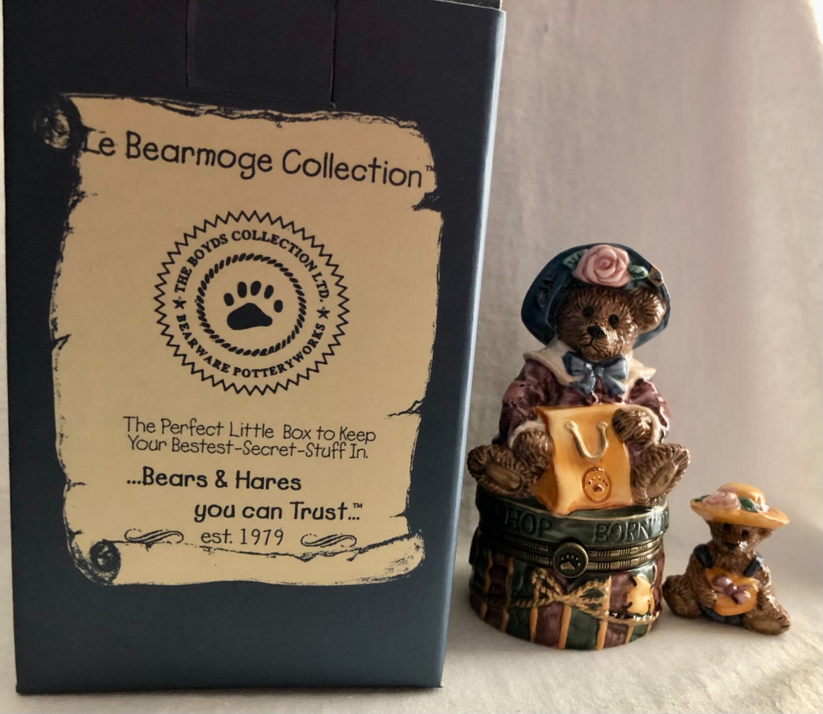 Boyds Bears Le Bearmoge GRACE & RITA BORN TO SHOP Porcelain Keepsake box 1st ED
