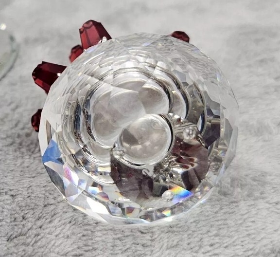 Vintage 2002 Swarovski Crystal The Vase of Roses (Without Packaging)