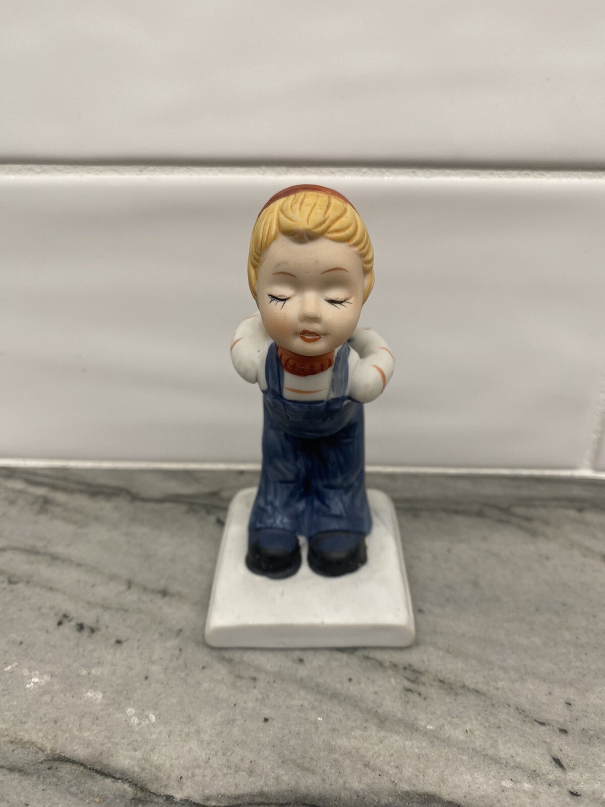 Figurine 4″ Tall Made In Korea Girl Hiding Flowers Behind Back