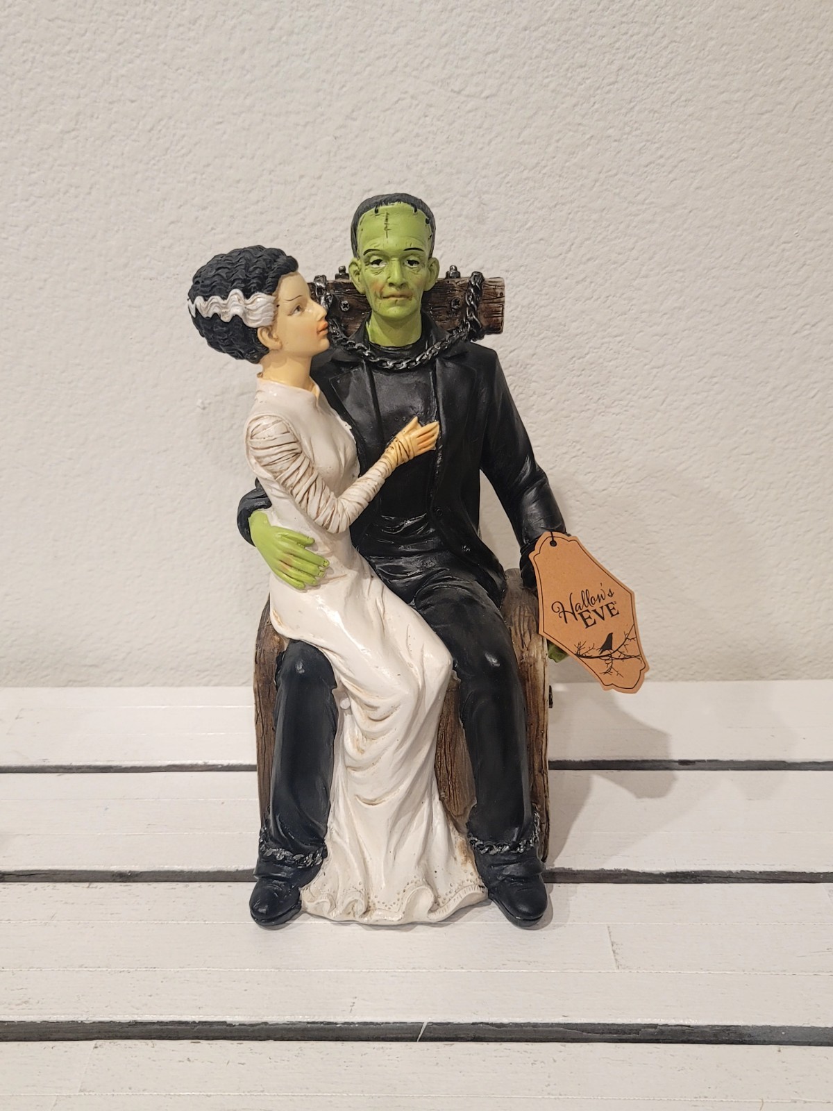 Frankenstein & Bride of Frankenstein Halloween Figurine Statue Gothic Horror