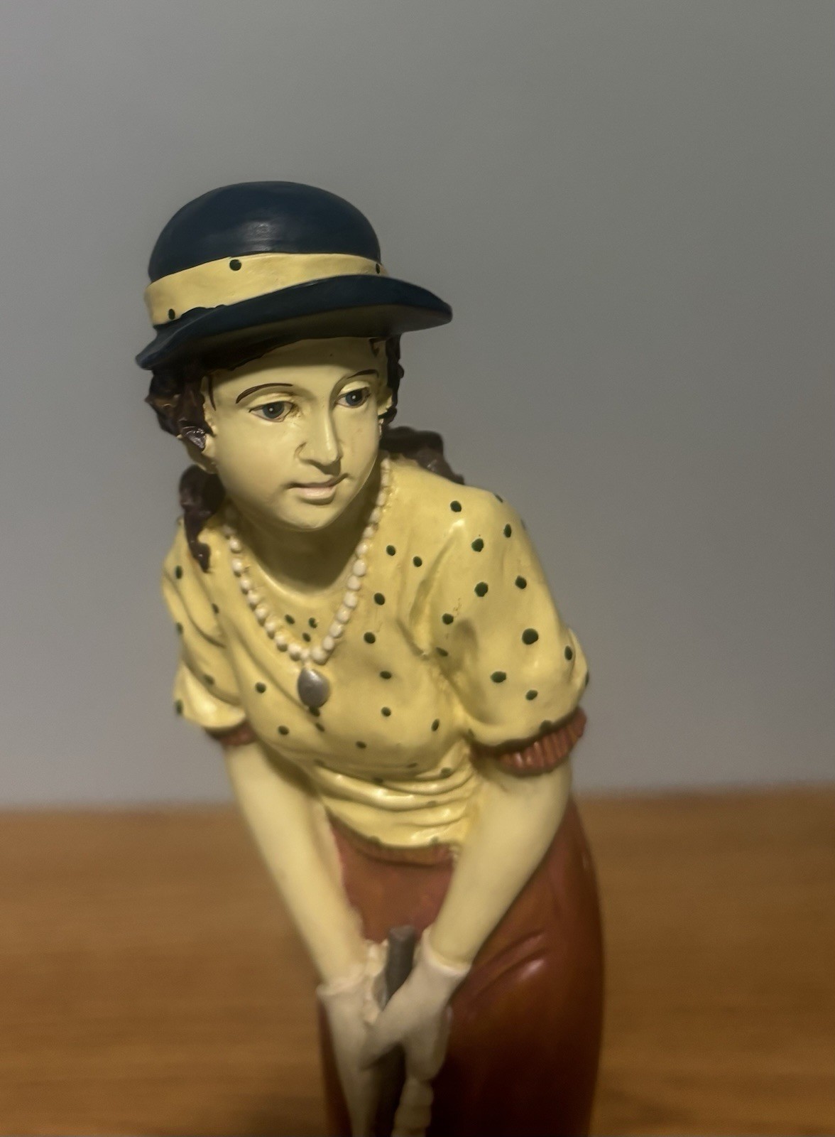 Golf Lady Vintage Statue Victorian Theme Resin Figurine Statue 9 1/2” Height