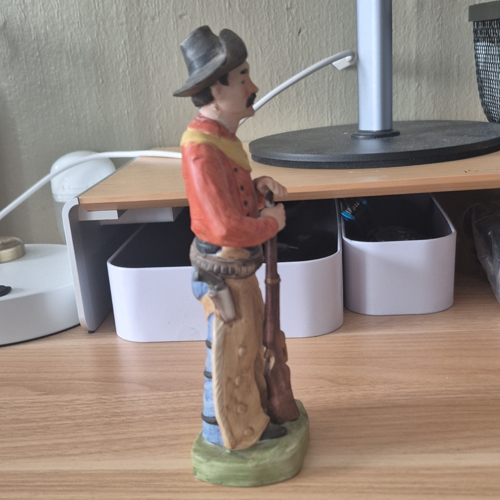 Figure of A Cowboy From The United States of Porcelain Vintage