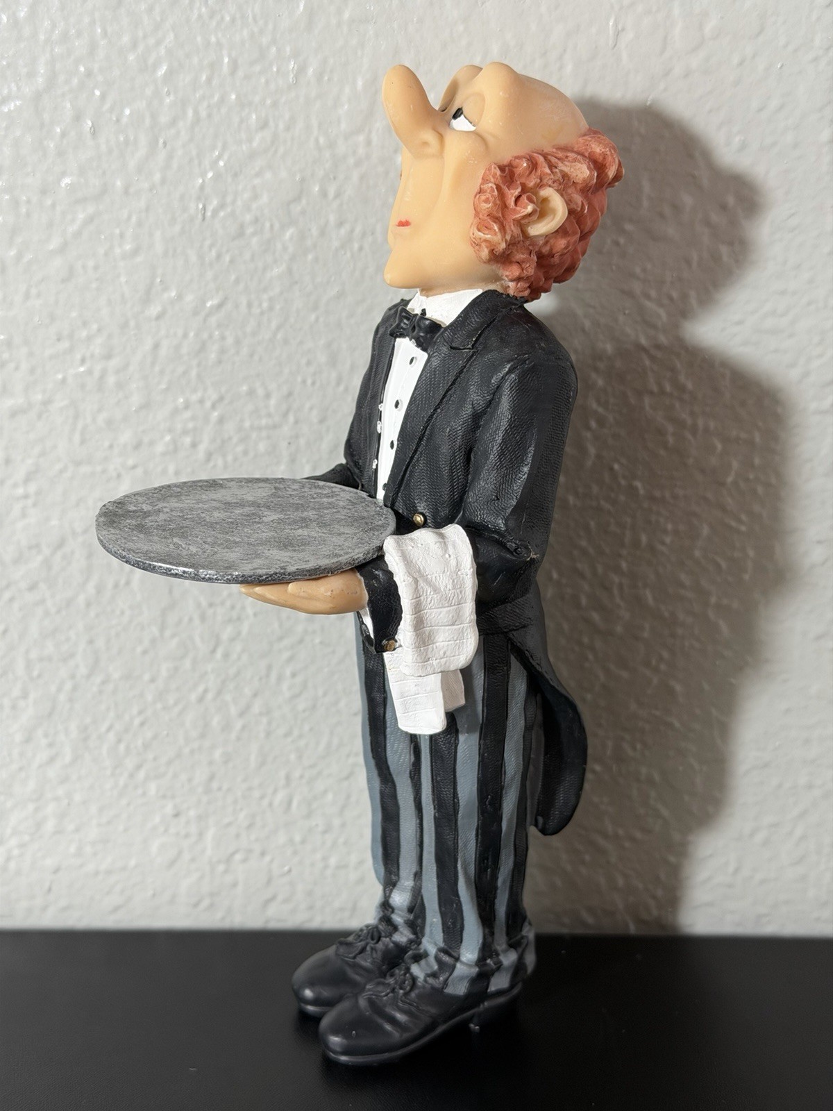 Vtg Hand Painted Resin Butler Figurine Black Tuxedo Modern Decorative Sculpture