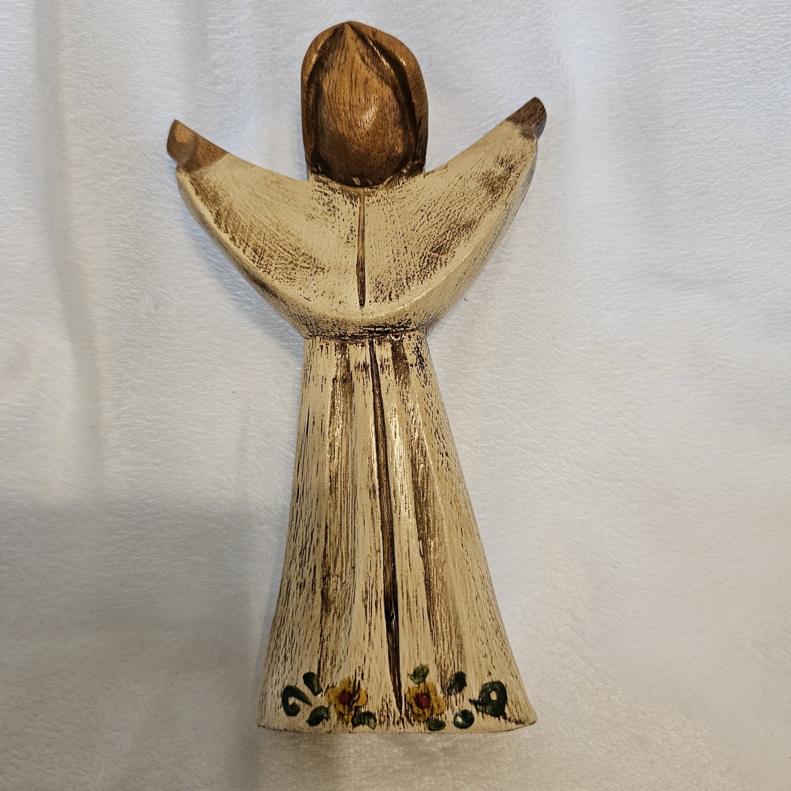 Vintage 1967 Primitive Folk Art Wood Angel 6 Inches Tall Ecuador