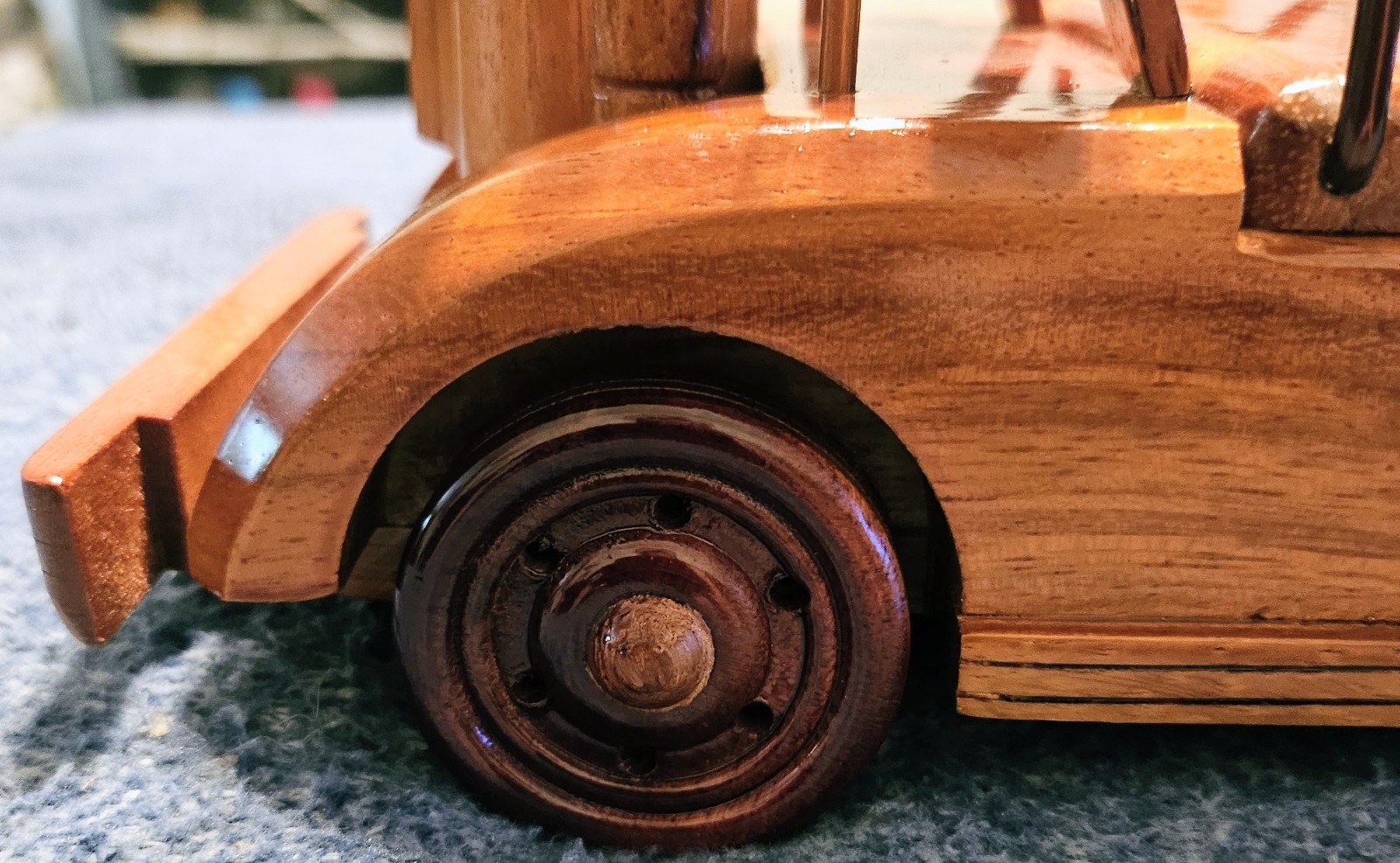 Wooden Golf Cart NEW Missing Canopy. Main pic is NOT one being sold.