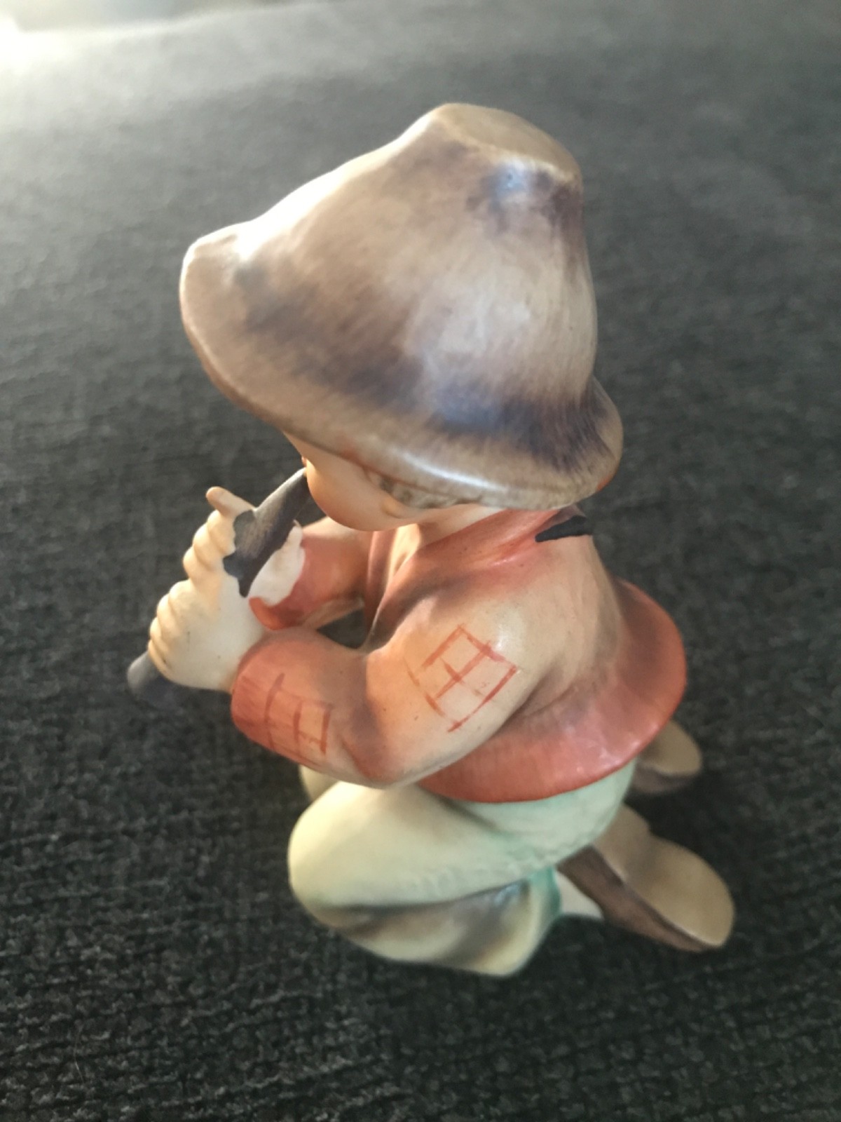 Goebel Hummel Little Tooter Figurine 214/H With bee Germany Vintage 1951