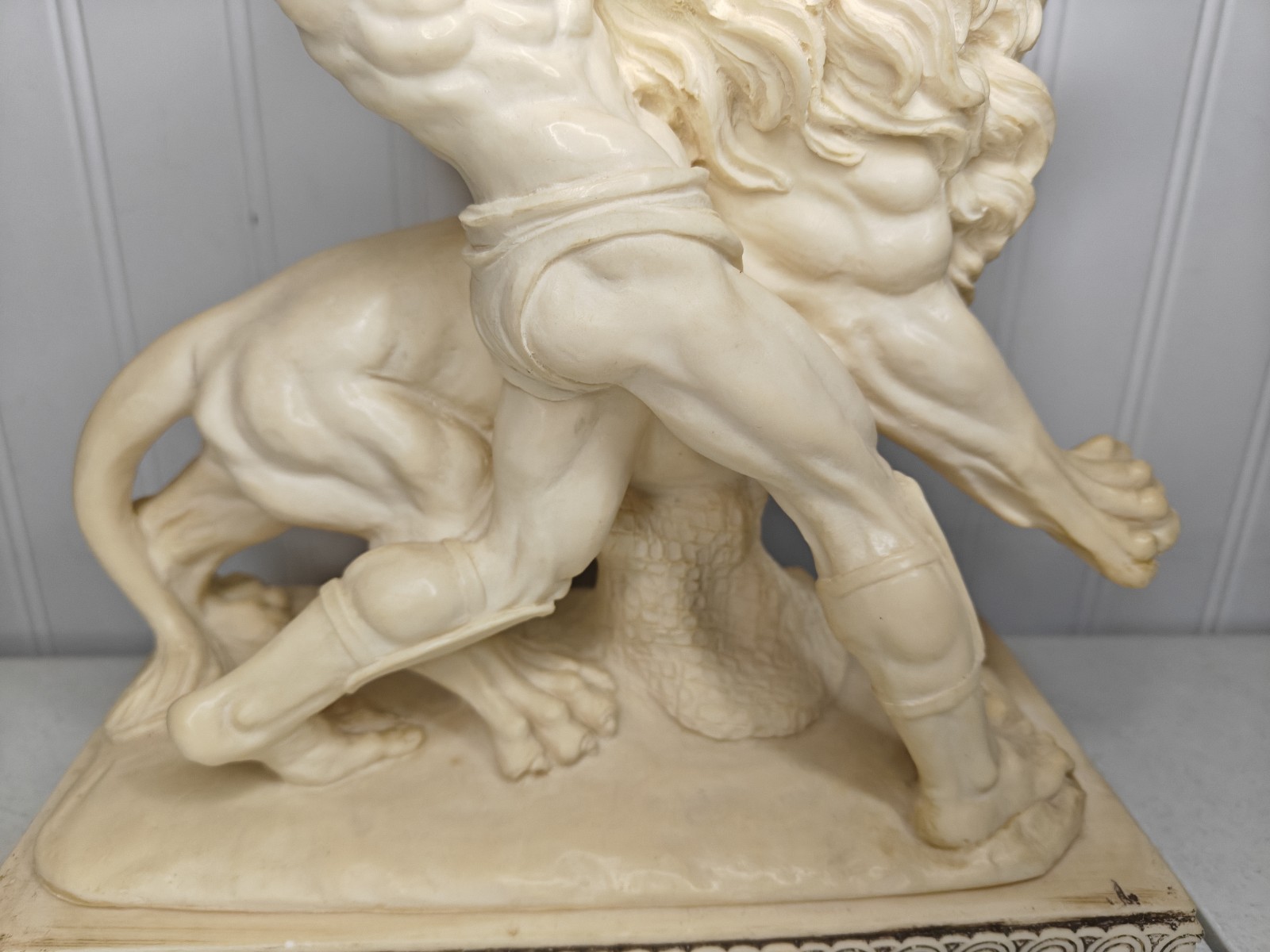 A Santini Hercules Fighting Lion Beast Greek Roman God Sculpture Statue Figurine