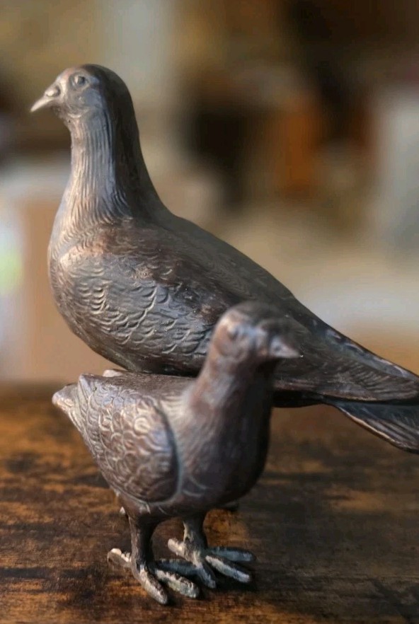 Pair (2) Andrea By Sadek Ceramic Textured Brown Bronze Finish Dove Birds – China