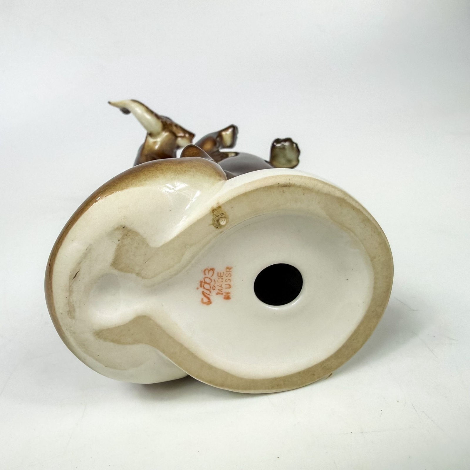 Vintage Lomonosov Porcelain USSR Brown Otter With Fish Figurine