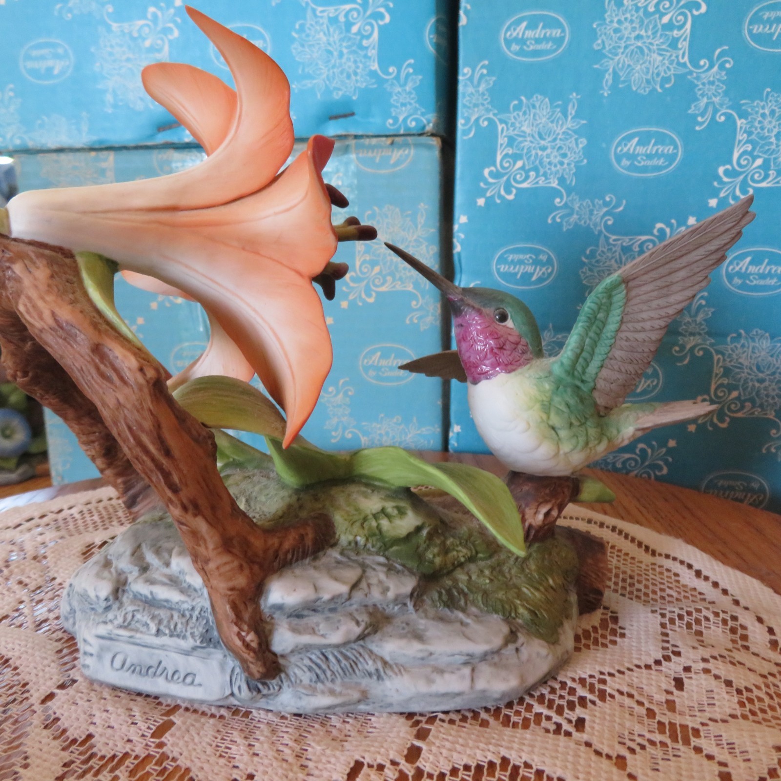 ANDREA BY SADEK HUMMINGBIRD with TIGER LILY #7793 MADE IN JAPAN (repaired) RARE