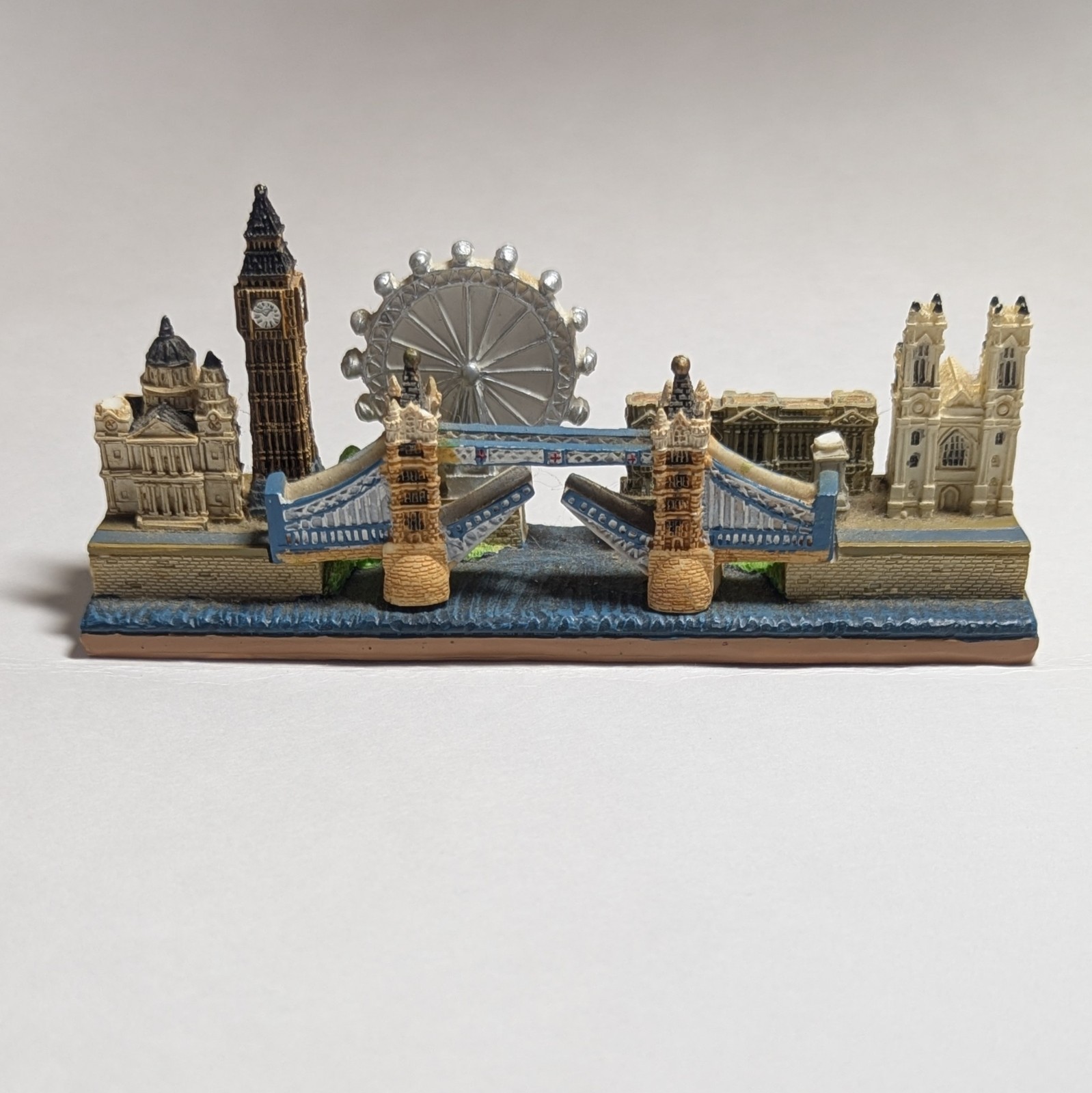 London Landmark Keepsake Elgate Collectible Souvenir Model Preowned